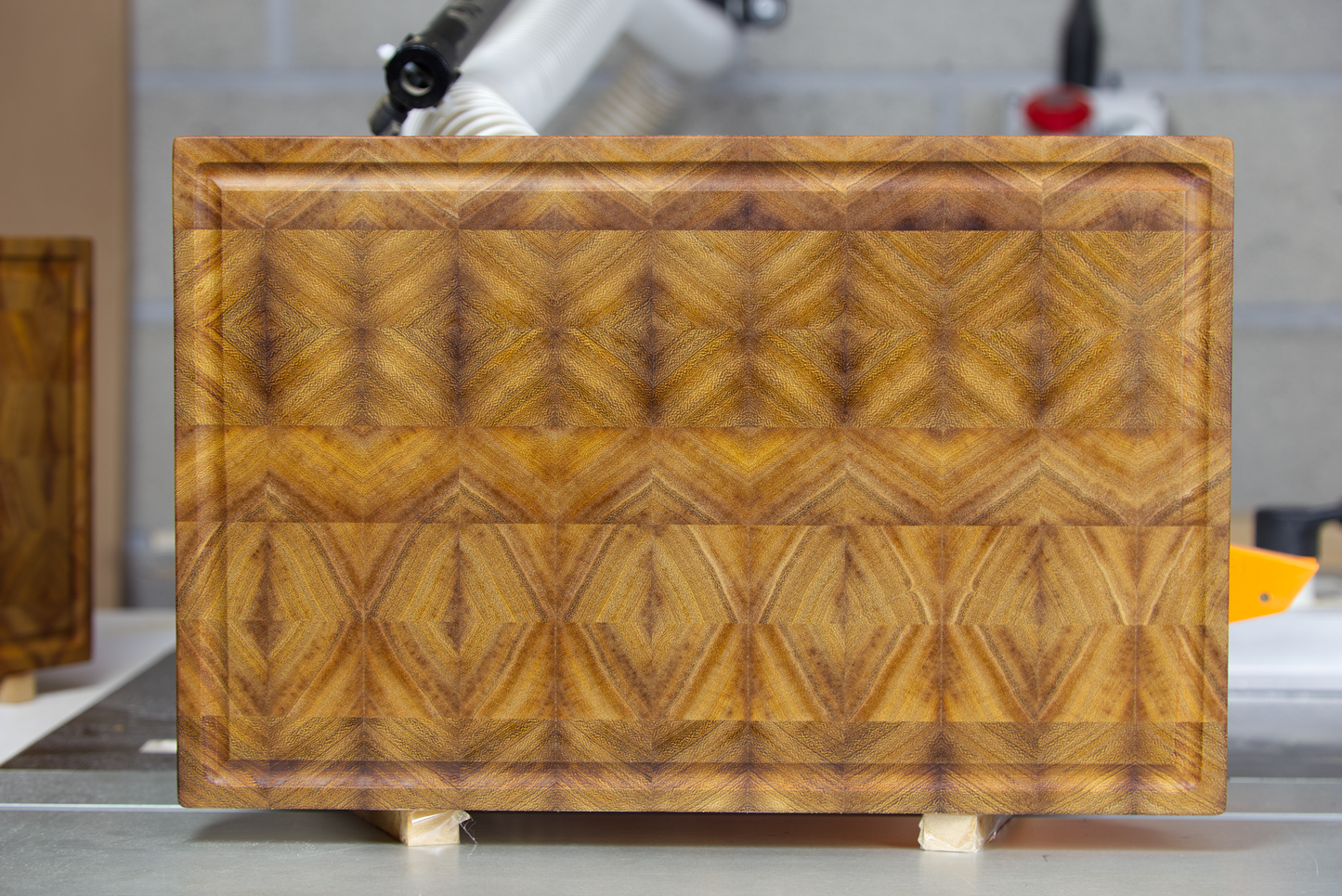 Extra large cutting board ("Baker")