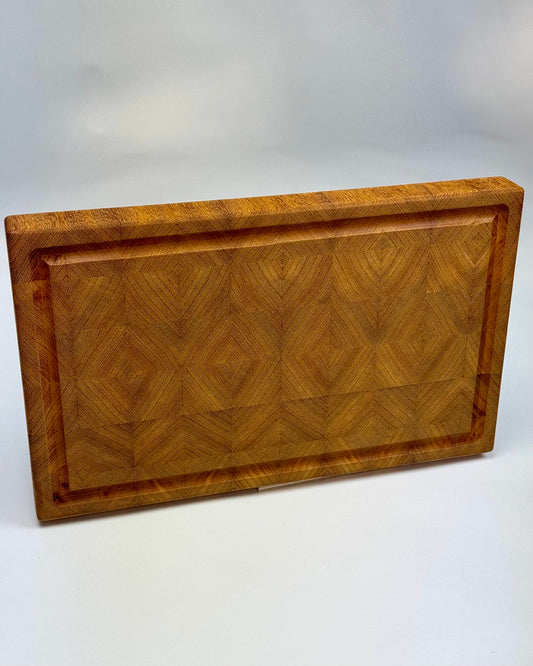 End grain cutting board (Medium)