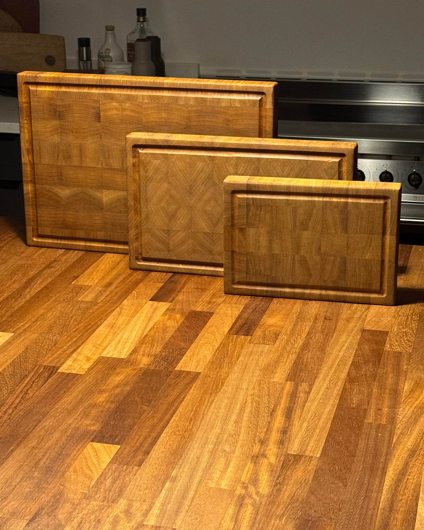 End grain cutting board (Medium)