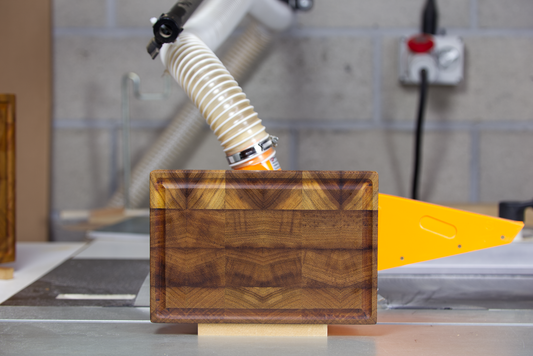 Small cutting board ("Peter")